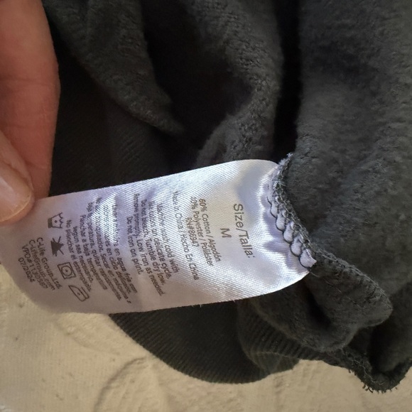 Feeling Lucky poker themed Gray Hoodie size M by Chemistry brand. Love the back! - Picture 6 of 8